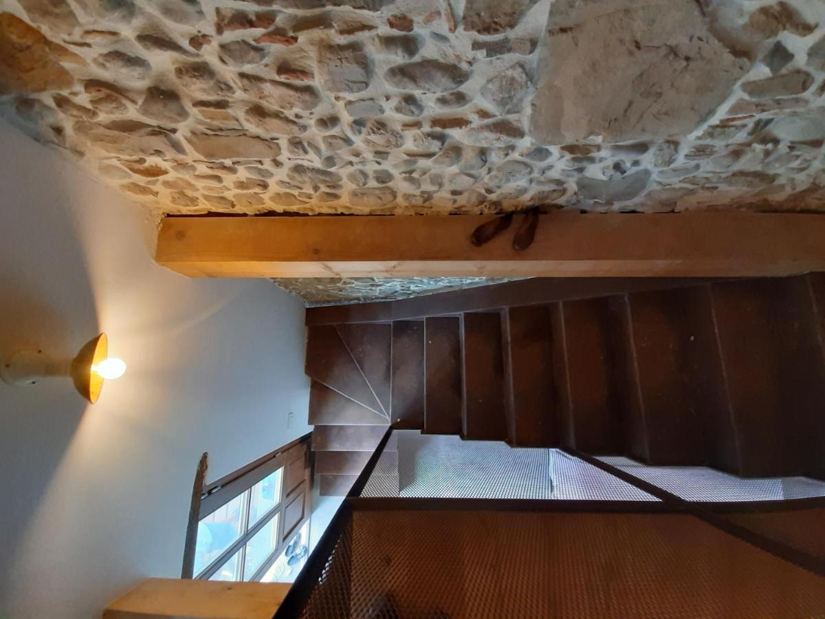 Bed & Breakfast Dvor Vipolze *